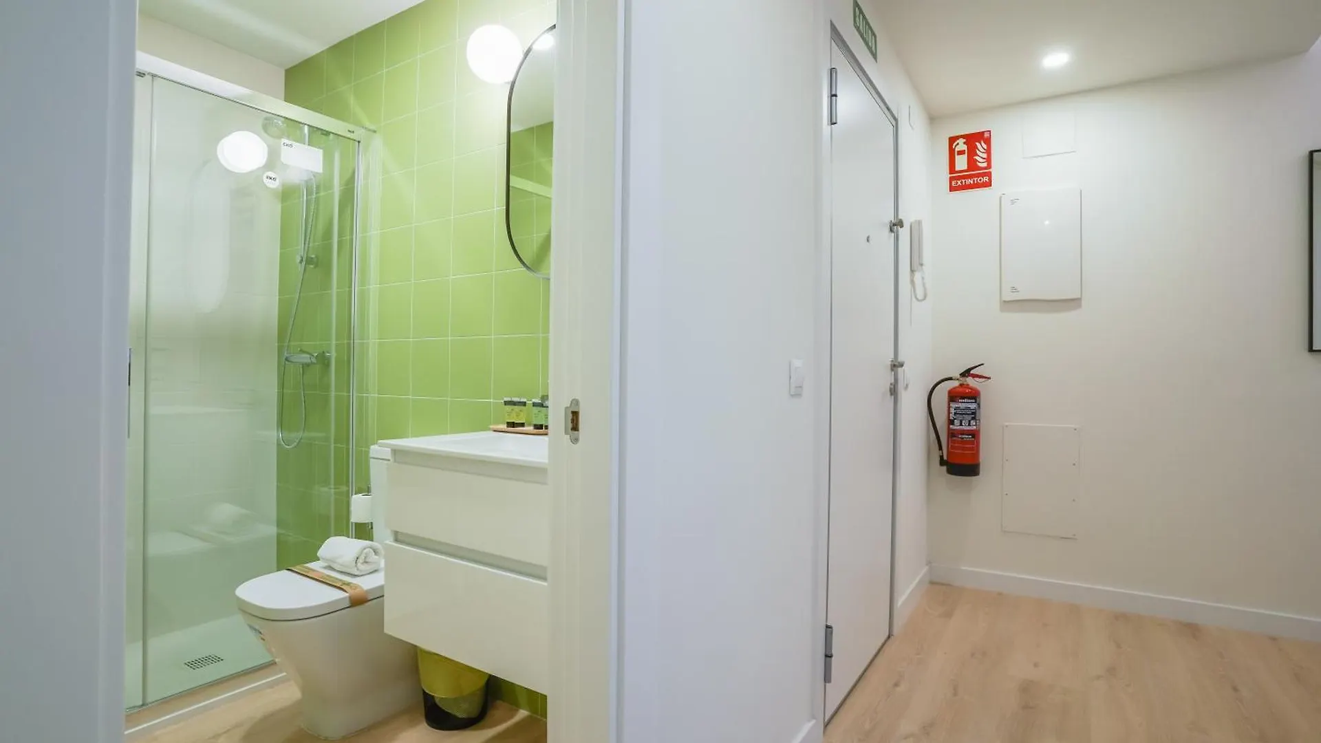 Modern Duplex-2Bedrooms 2Bathrooms-Ventas Madrid Apartment