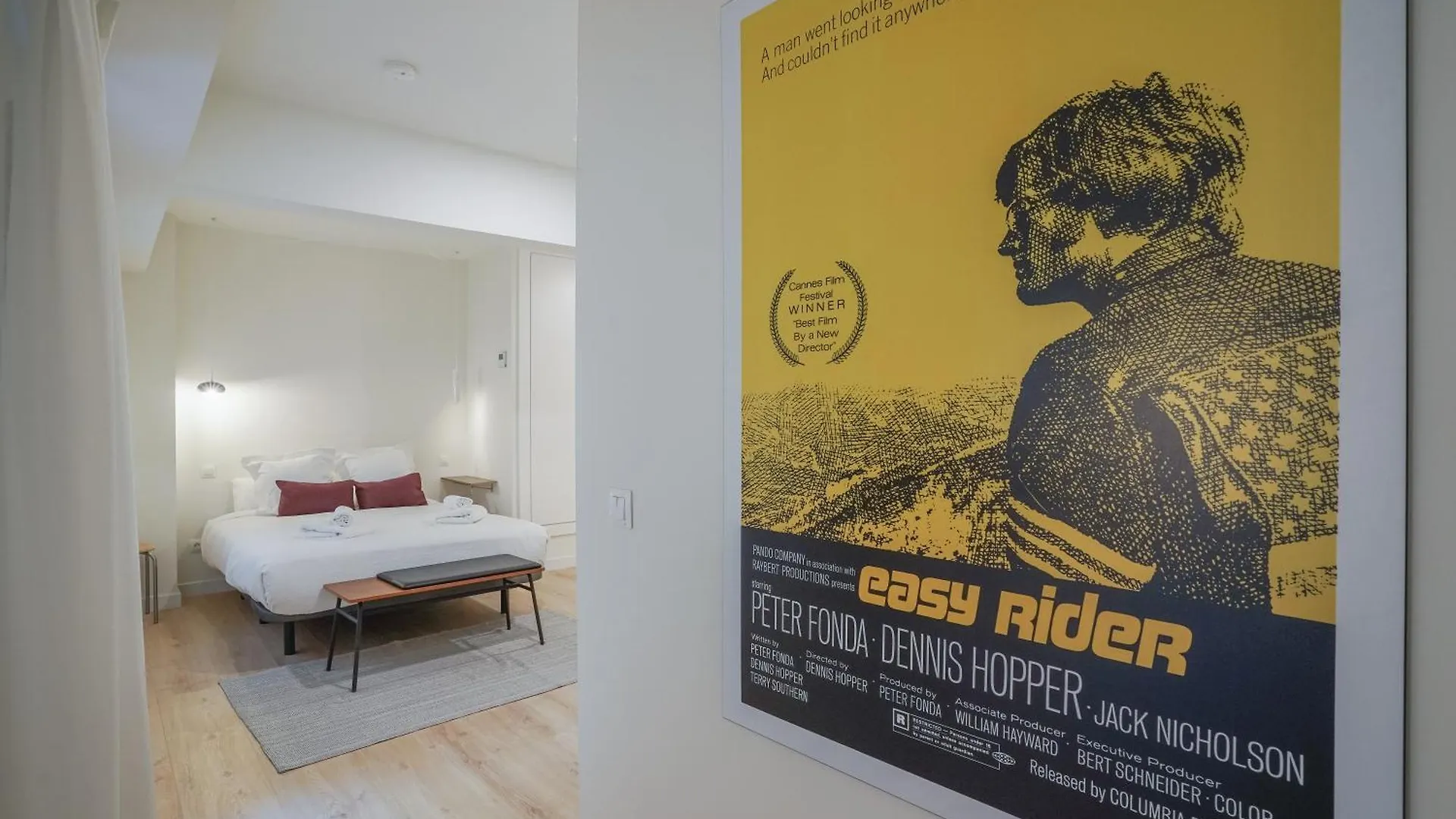 Apartment Modern Duplex-2Bedrooms 2Bathrooms-Ventas Madrid Spain