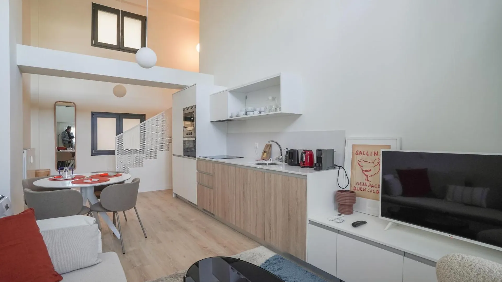 Modern Duplex-2Bedrooms 2Bathrooms-Ventas Madrid